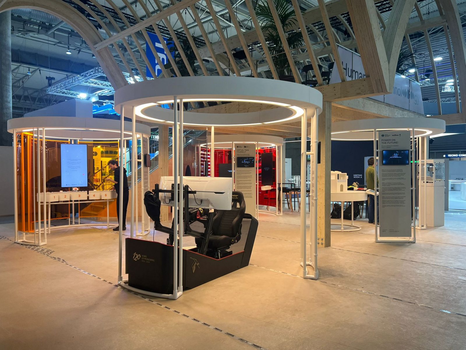 VINK PLASTICS SPAIN en el MWC 2024 Junto al Barcelona Supercomputing Center