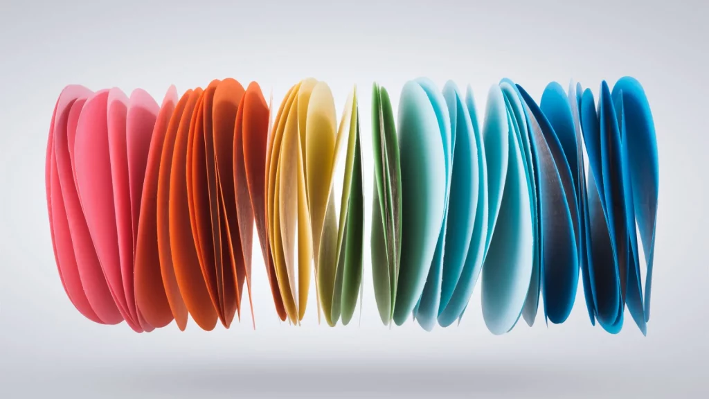 Plásticos en el Arte y la Creatividad