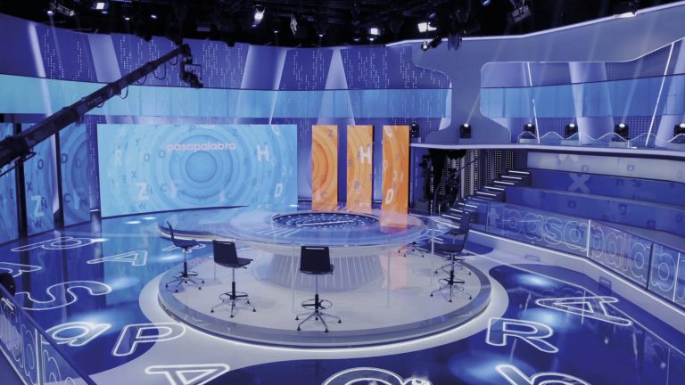 Policarboato Antiestático en Plató de TV